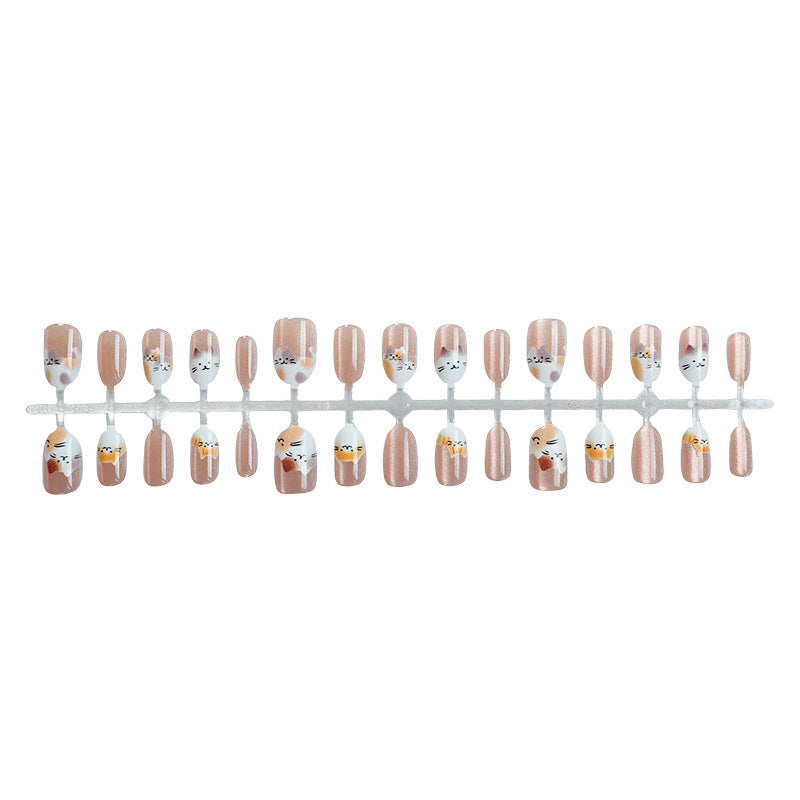 Kreatives Kunstnagelset mit niedlichen Tiermotiven und Glitzerakzenten Karnz