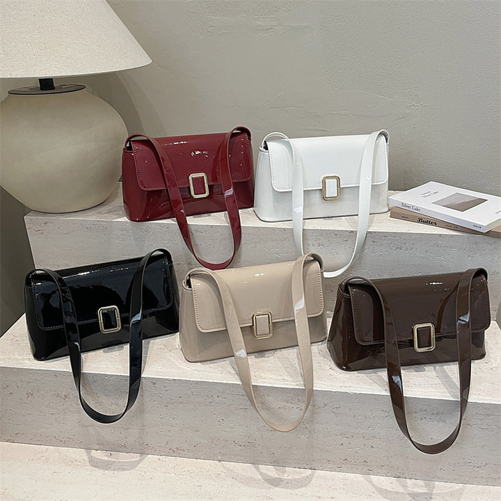Elegante Lackleder-Handtasche