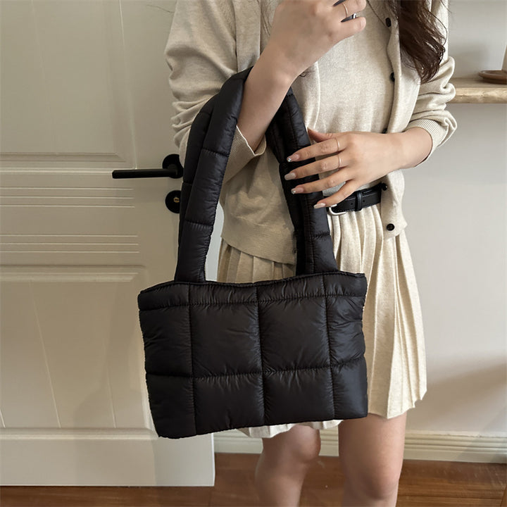 Stylische gepolsterte Handtasche