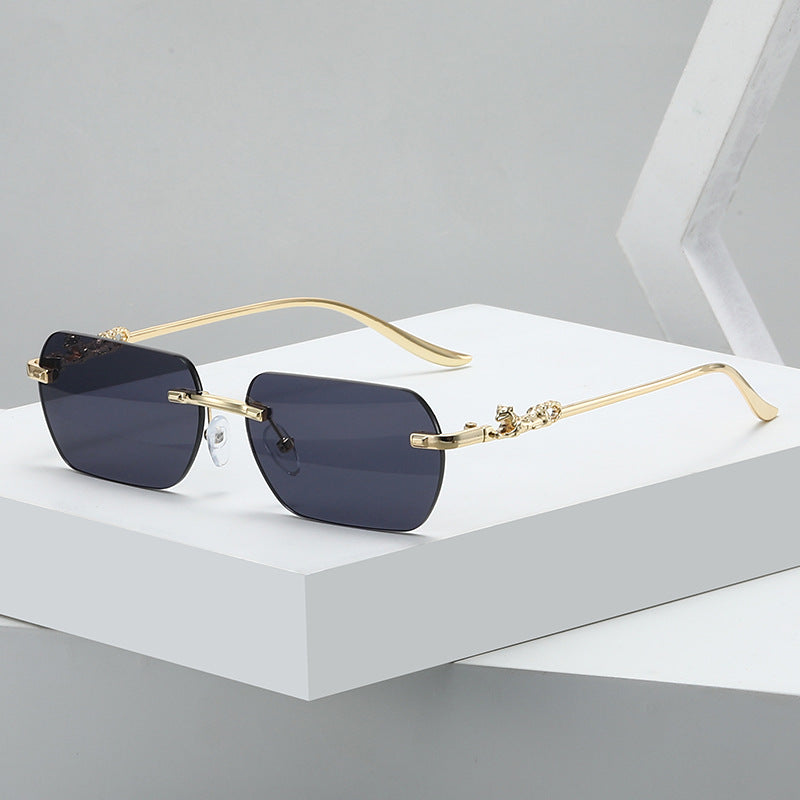 Damen elegante Halbrahmenbrille mit schmückenden Details Karnz