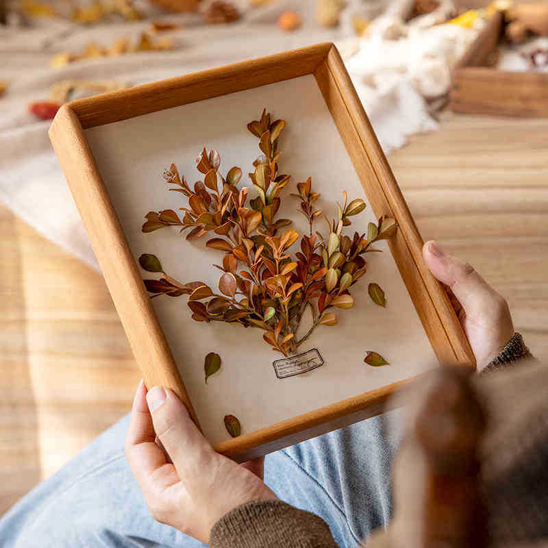 GePresste Botanische Kunst Rahmen