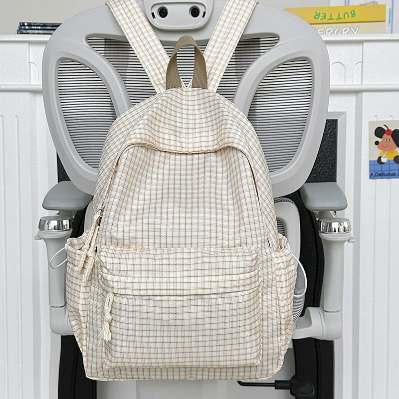 Stylische karierte Rucksack