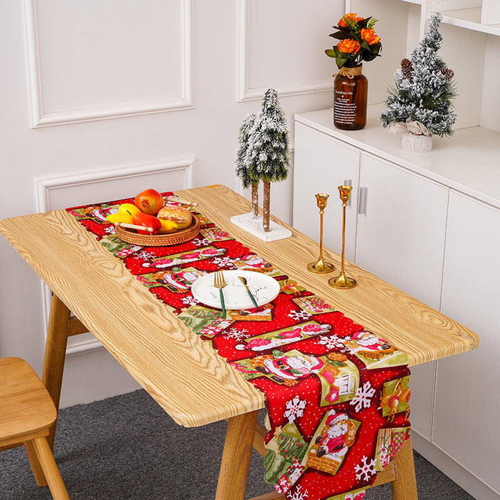 Festlicher Tischläufer mit Weihnachtsmotiven Karnz