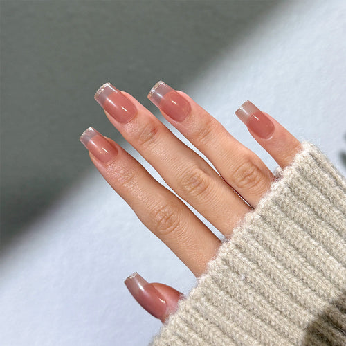 Elegante Acryl Französische Spitze Nagelerweiterungen Karnz