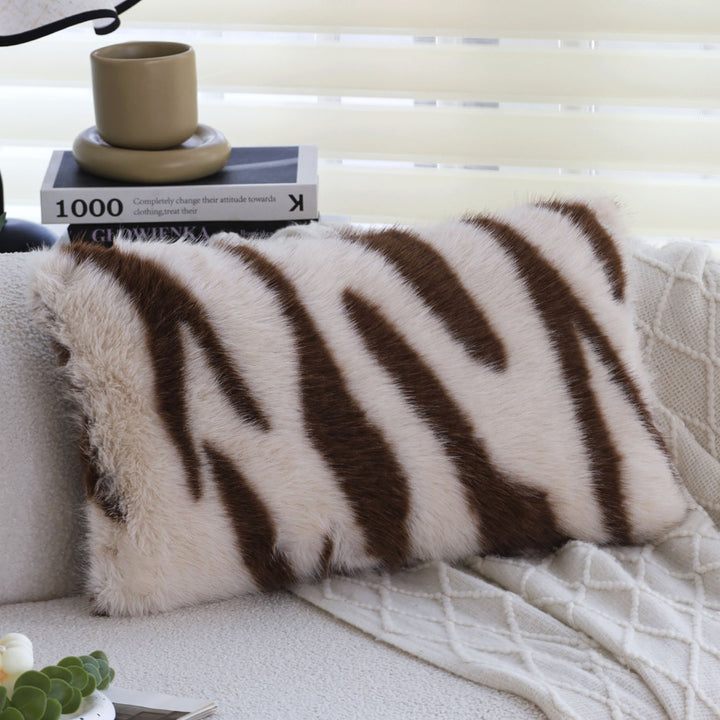 Dekoratives Kissen mit Zebra-Muster