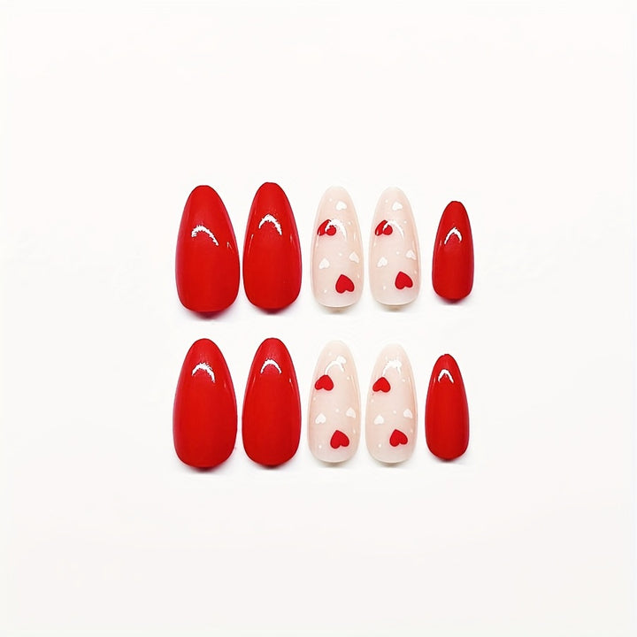 Romantische Herz-Nagelkunst Karnz
