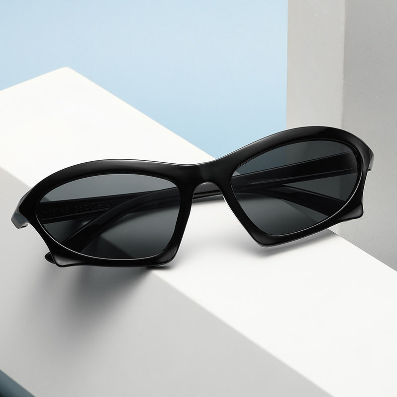 Damen modische Sonnenbrille mit innovativem, ergonomischem Rahmen Karnz