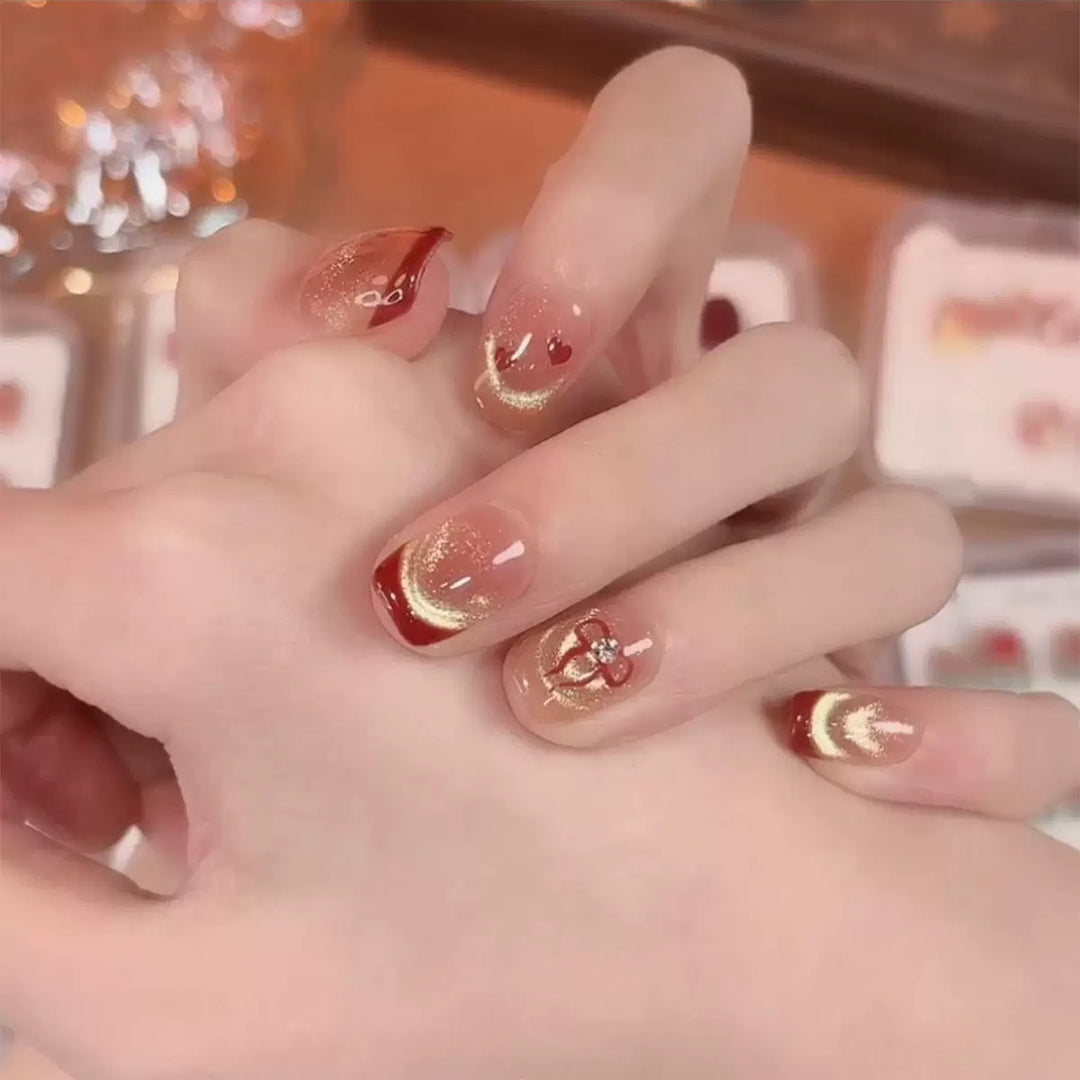 Herz-Themen Press-On Nagelkunst