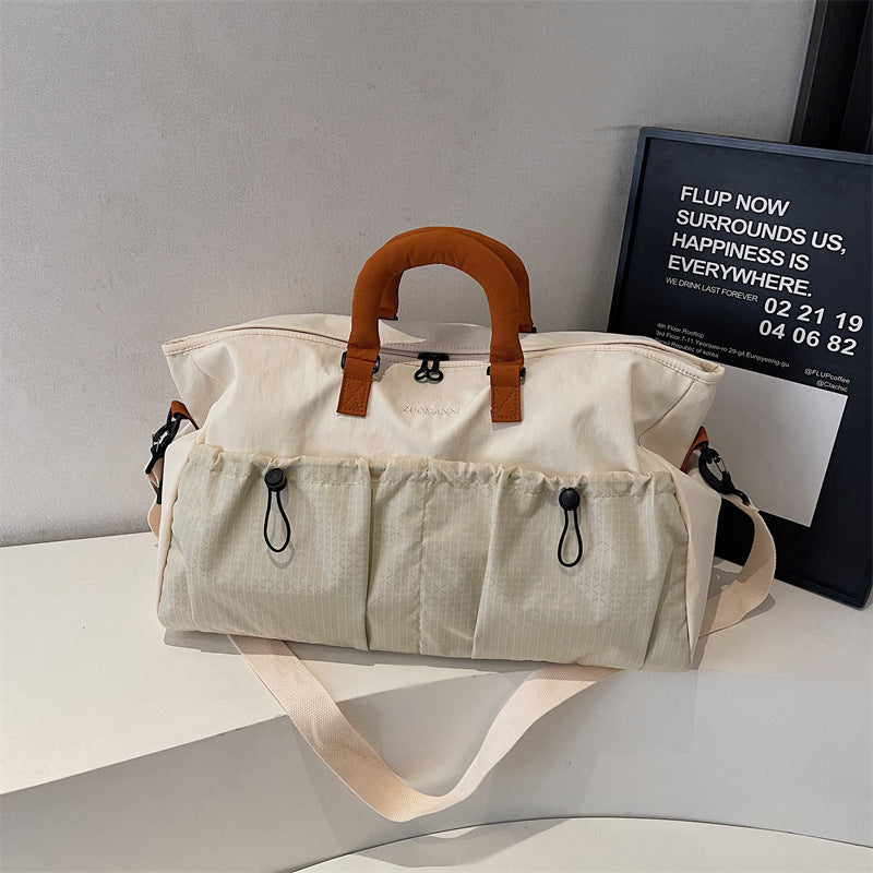 Stylische Utility Weekender