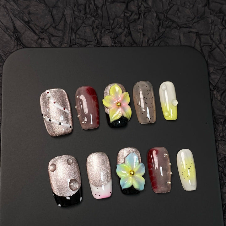 Künstlerisches dekoratives Press-On-Nagelset
