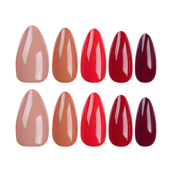 Kunstvolle Nagelverlängerungen im eleganten Stiletto-Stil Karnz