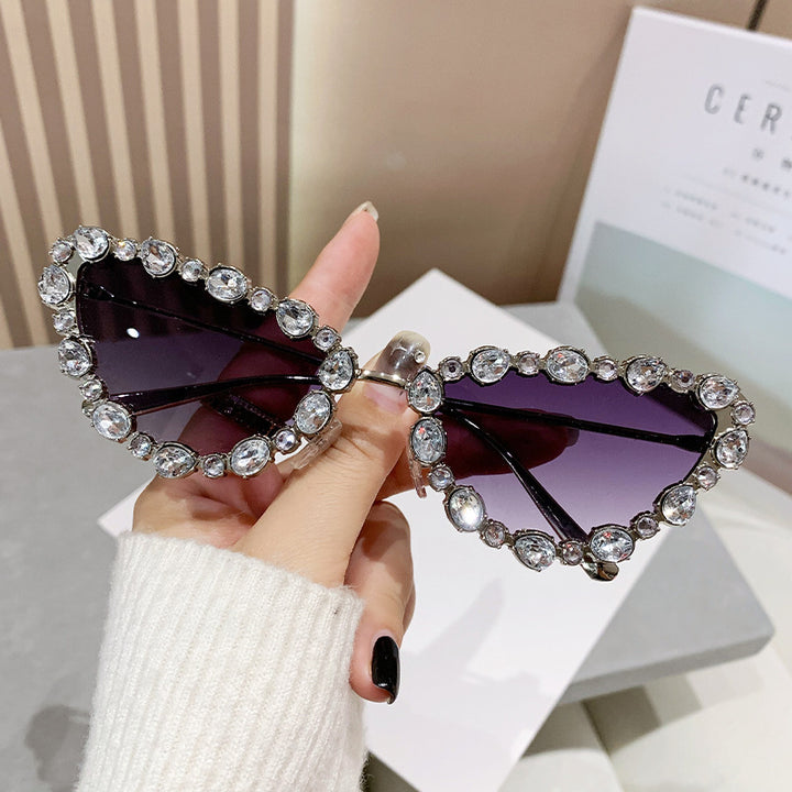 Damen Glamouröse Cat-Eye Sonnenbrille mit funkelnden Strassdetails Karnz
