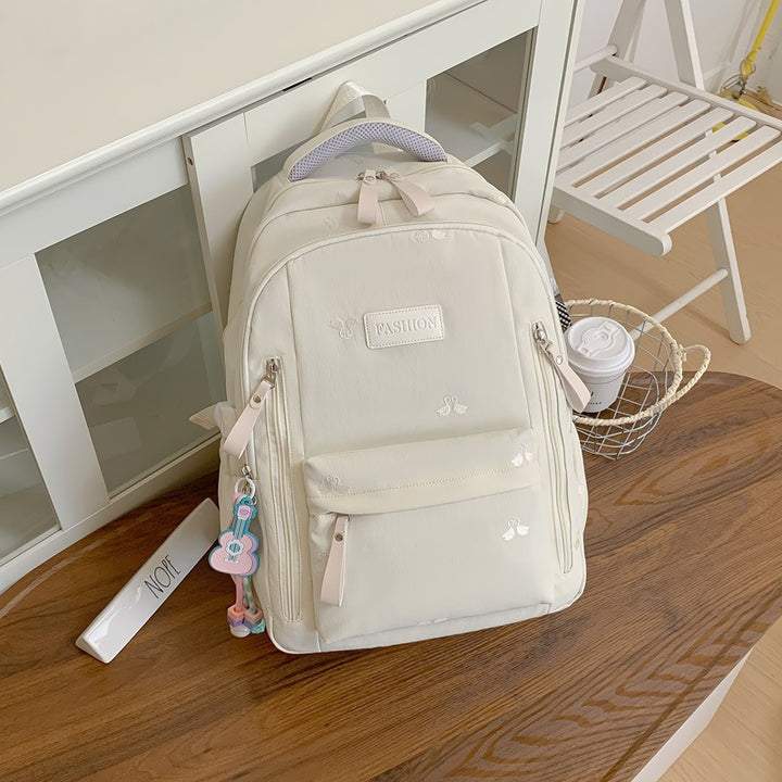 Multifunktionaler Rucksack mit Hasenakzenten