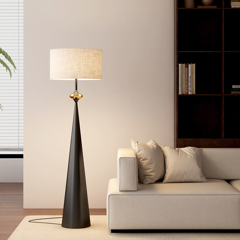 Moderne Stehlampe