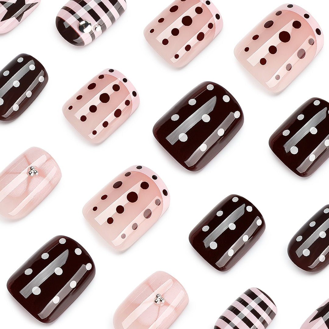 Kreative Nagelkunst mit verspielten Designs Karnz