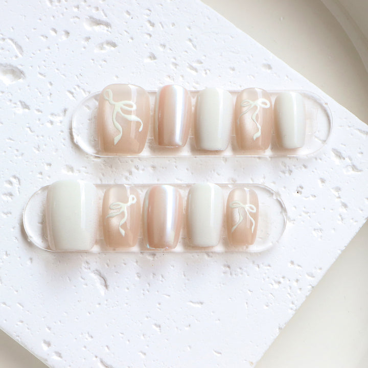 Elegantes Nagelkunst-Set Karnz