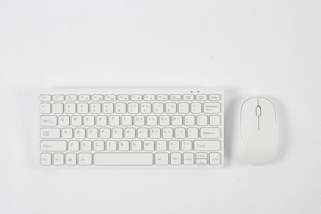 Slimline Bluetooth-Tastatur Karnz