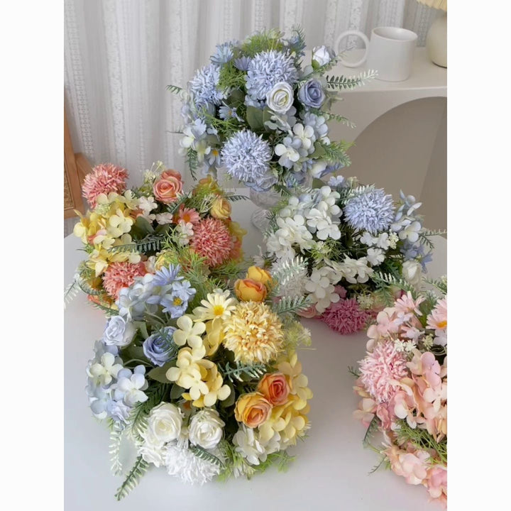 Naturalistische Blumenarrangement