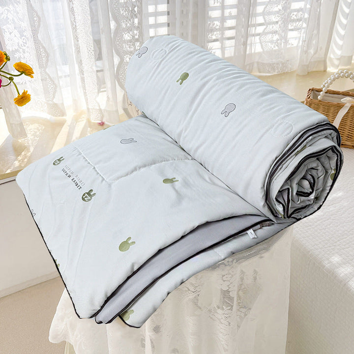 Floral gestickte Bettdecke Karnz