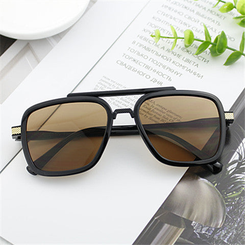 Damen moderne Sonnenbrille mit quadratischem Rahmen Karnz