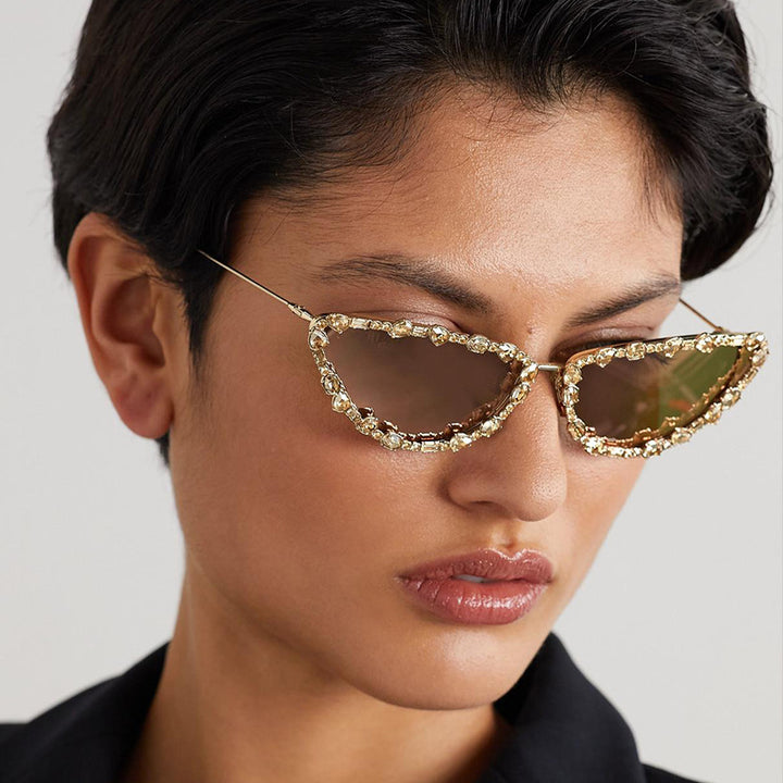 Damen elegante Cat-Eye Sonnenbrille mit glamoröser Steinvorrichtung Karnz