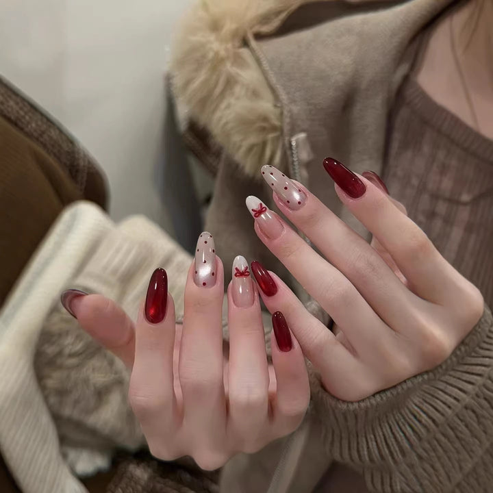 Dekorativer Press-On Nagelset