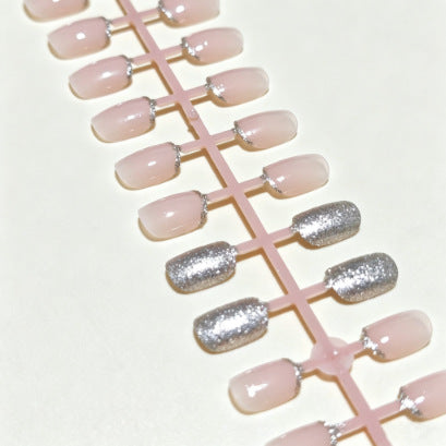 Elegante französische Spitze Nagelkunst Verlängerungen Karnz