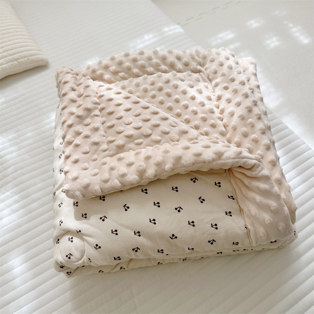 Wendbare Minky Dot Babydecke mit Baumwoll-Teddy-Druck und gestepptem Futter
