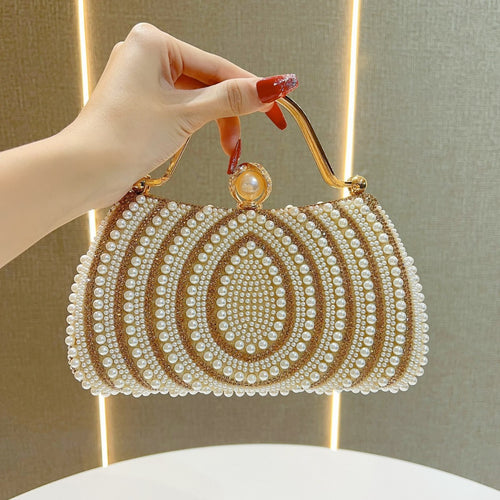 Luxuriöse mit Perlen verzierte Abendhandtasche