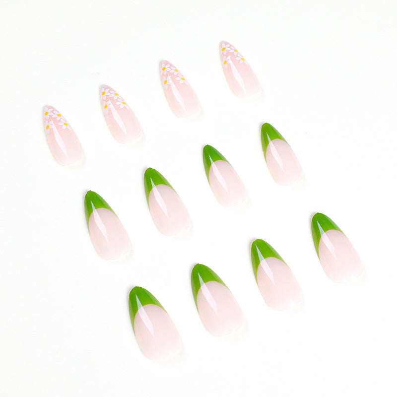 Künstliche Nagelschmuck Karnz