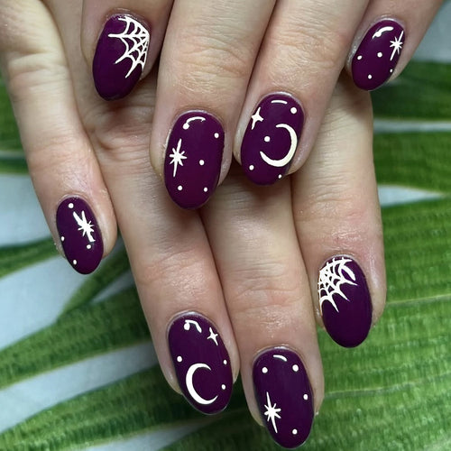 Verspielte Halloween-Themen-Nagelkunst Karnz