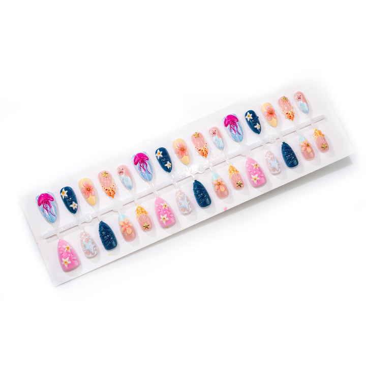 Blumenmeer-inspirierte Press-On-Nagelkunst-Set