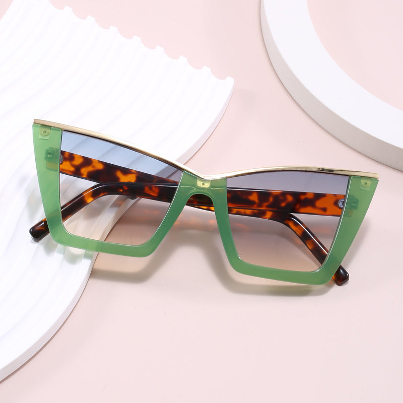 Damen quadratische Sonnenbrille mit goldenen Details Karnz