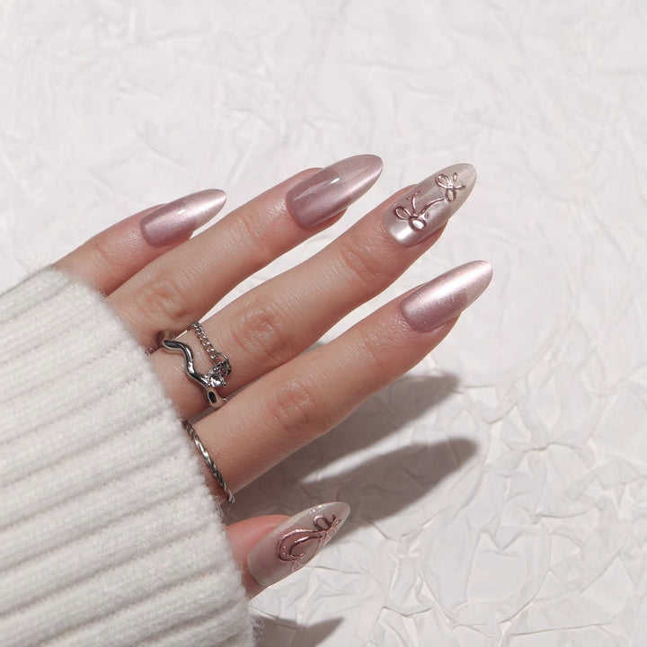 Elegante Stiletto Press-On Nägel mit floralem Design Karnz