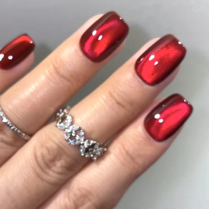 Premium Glänzende Nagelkunst Erweiterungen Karnz