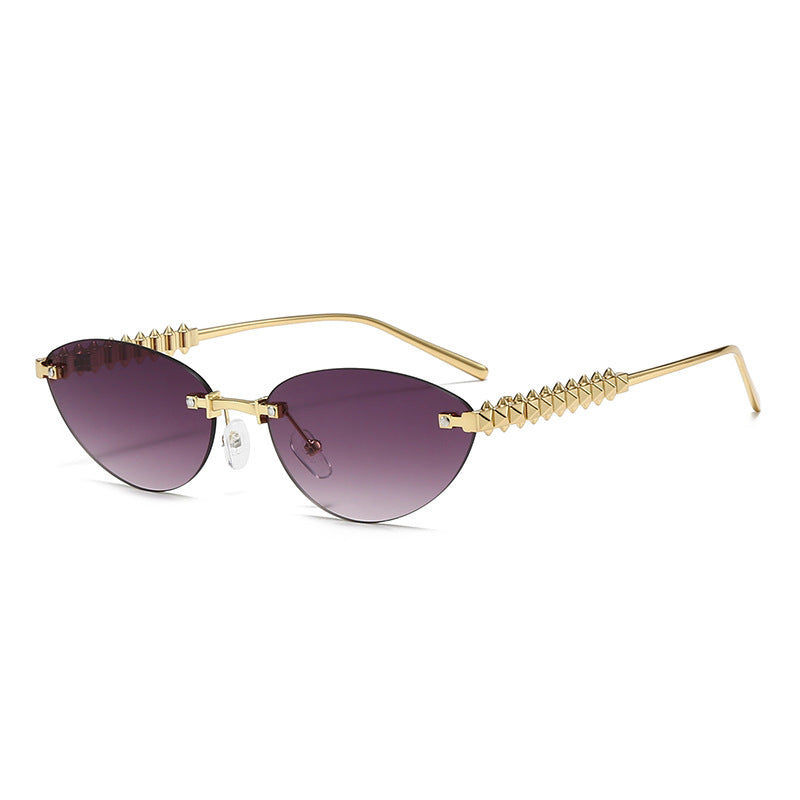Damen modische Brille mit spitzen Akzenten Karnz