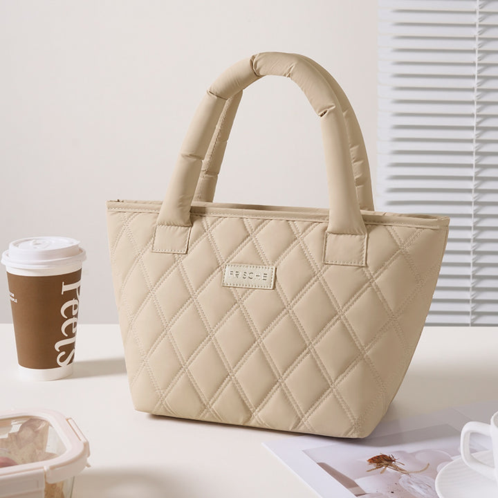 Isolierte gesteppte Lunch-Tasche