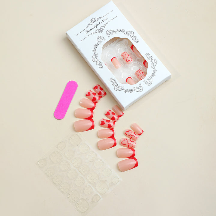 Kreatives Herz-Themen Druck-Nageldesign Karnz