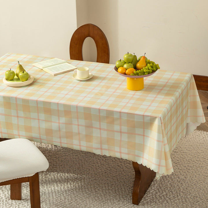 Abwischbare Tischdecke mit Sternenmotiv und gewelltem Saum Karnz