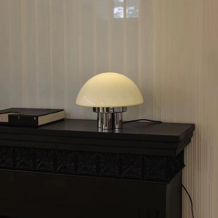 Zeitgenössische Kuppel Tischlampe