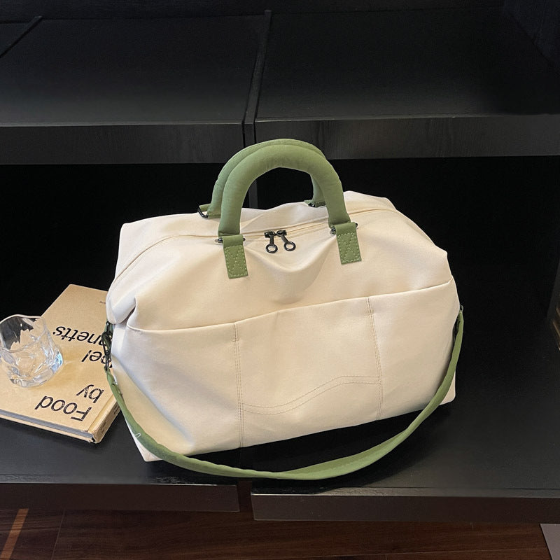 Stylische Reis-Duffle Karnz