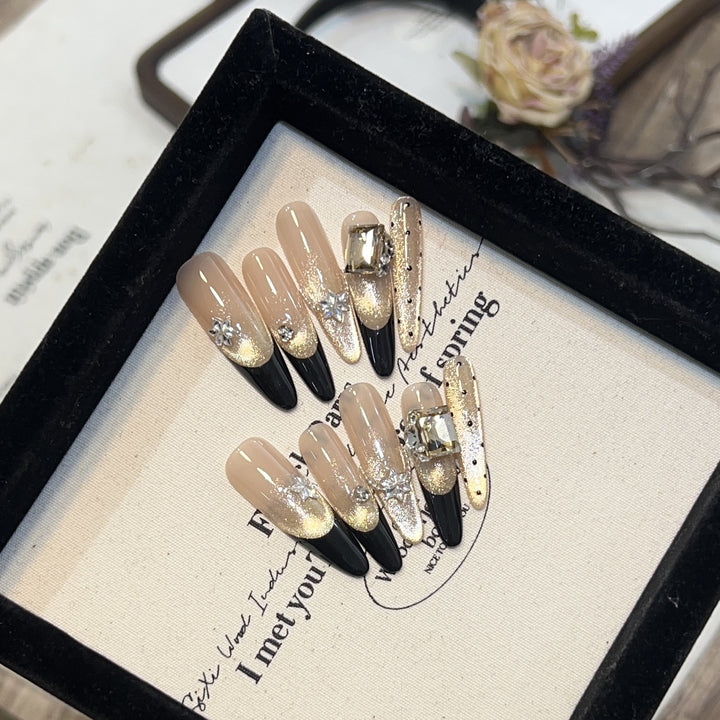 Glamorous Stiletto Press-On Nagelkunst
