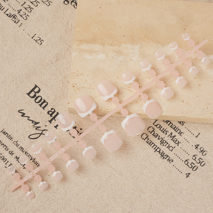 Stylishes French Tip Press-On Nagelset Karnz