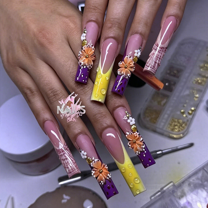 Künstlerische Nagelverlängerungen Karnz
