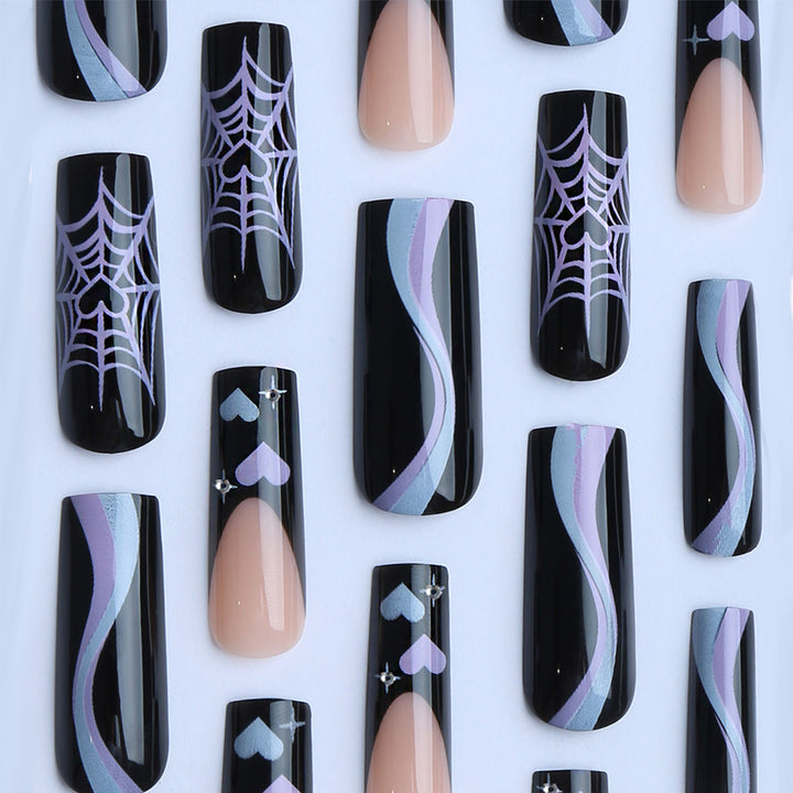 Künstliche Nagelverlängerungen mit Trendigem Design Karnz