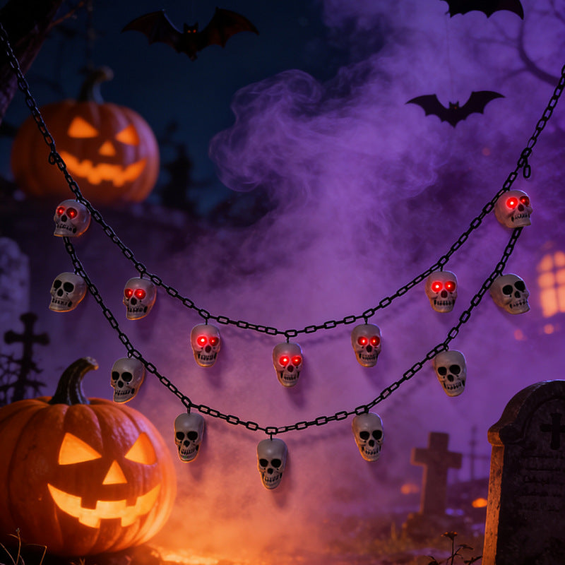 Gruselige Halloween Lichterkette mit Totenköpfen
