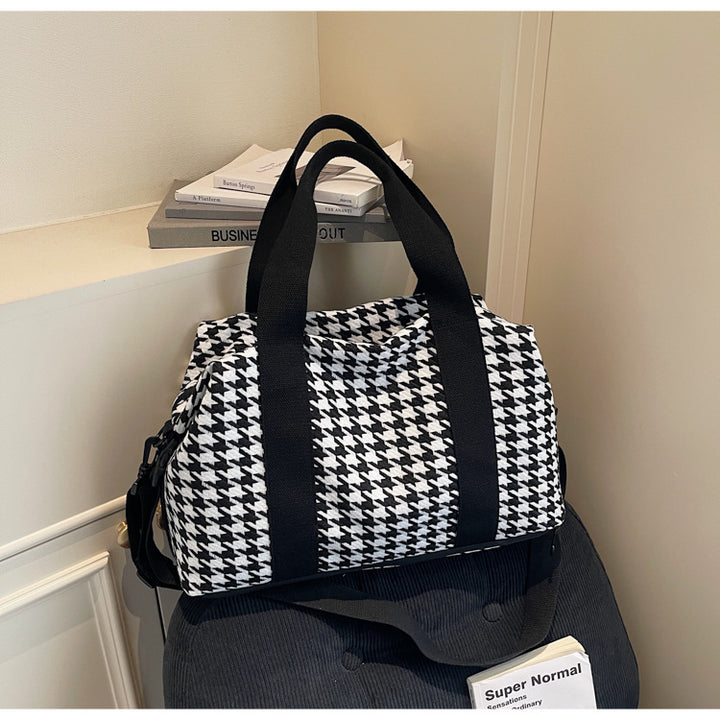 Stylischer Wochenendtasche