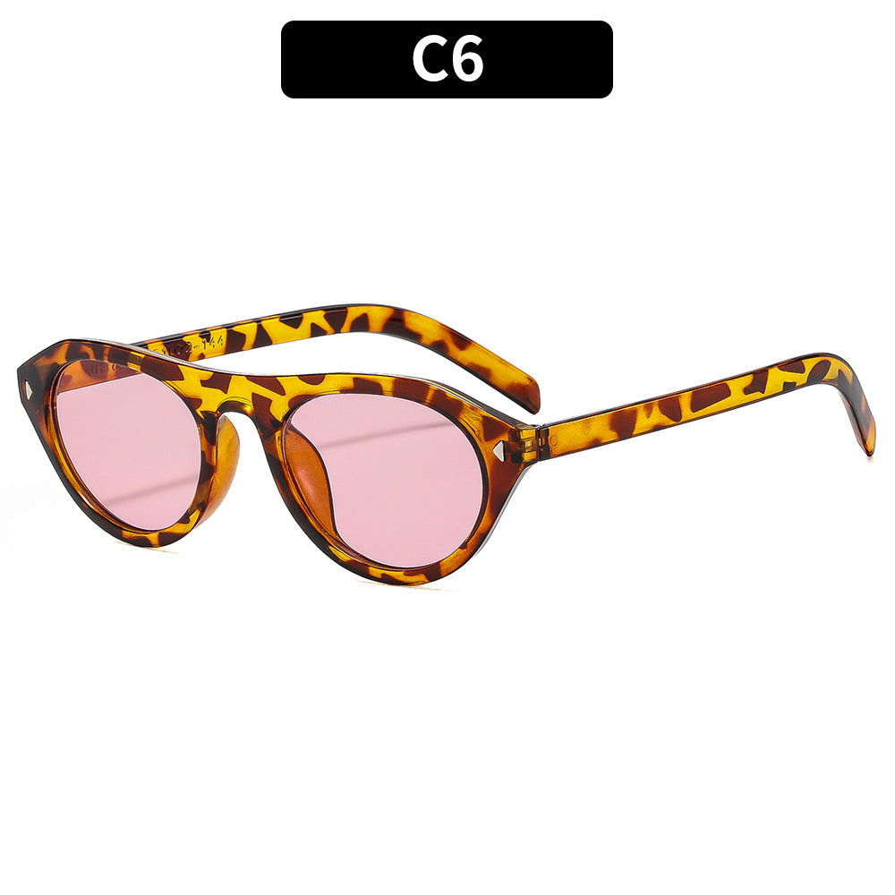 Modische Katzenaugen-Sonnenbrille mit Leopardenmuster-Design