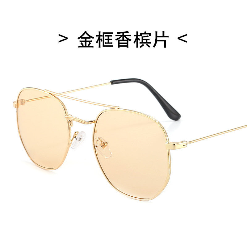 Damen Sonnenbrille mit ovalem Rahmen und schützendem Verlaufsglas Karnz