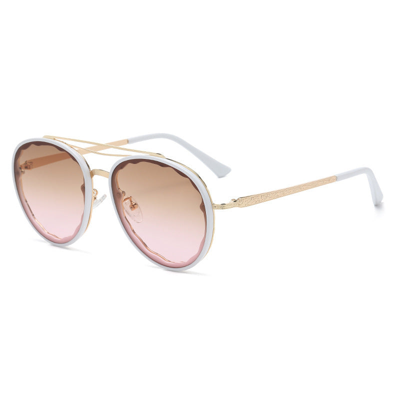 Damen Modern gestaltete Sonnenbrille im eleganten Oversize-Stil Karnz